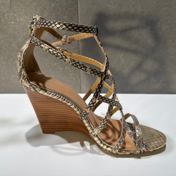 Badgley Mischka Wedge heels - Picture 2 of 8
